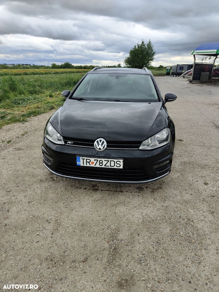 Volkswagen Golf - 2
