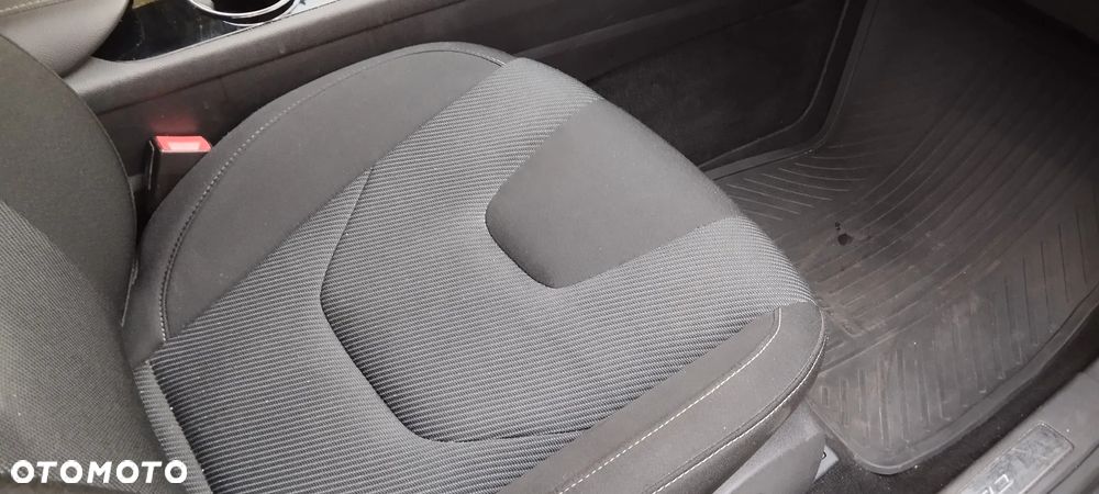 Ford Mondeo 2.0 TDCi Titanium - 25