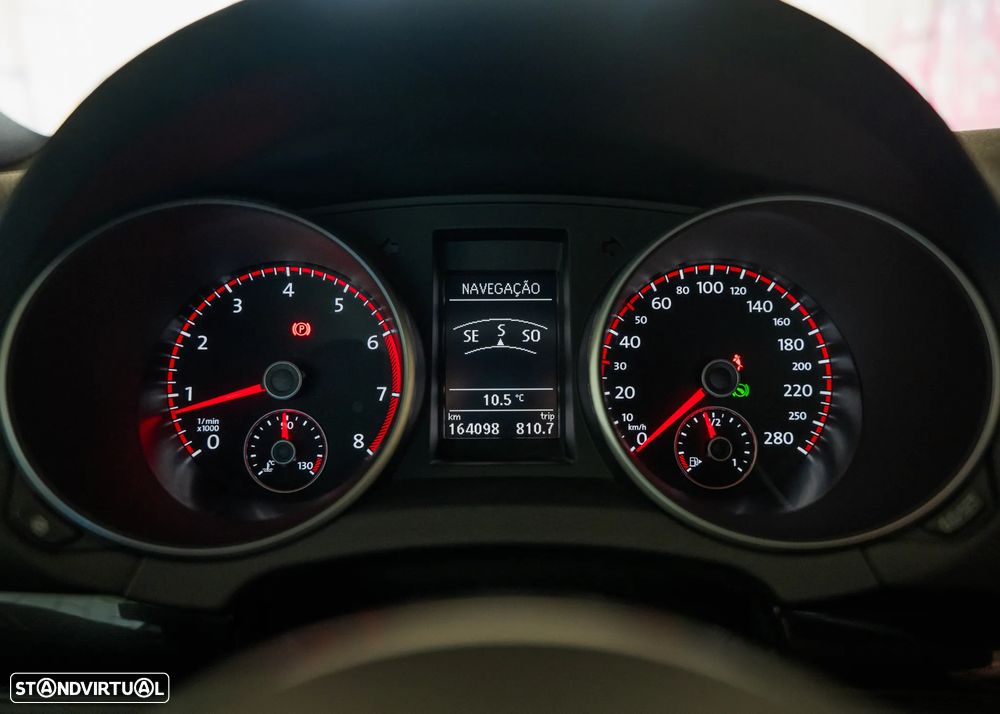 VW Golf 2.0 GTI DSG - 30