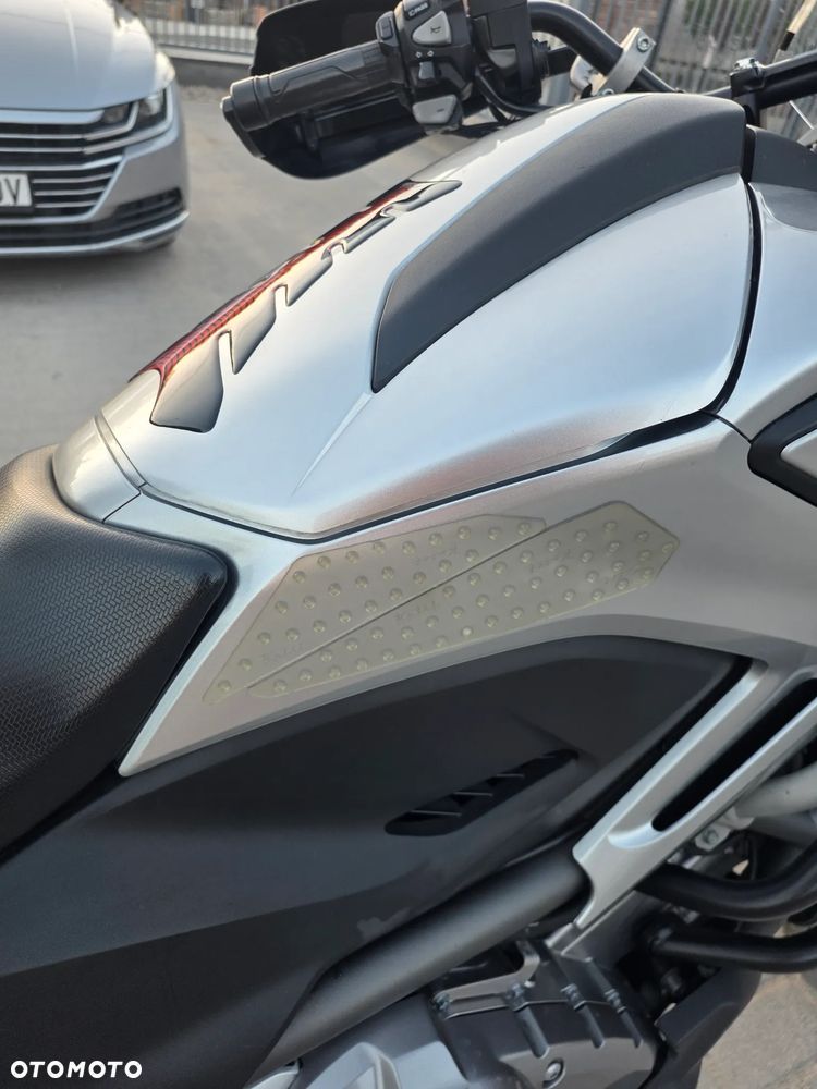 Honda NC - 20