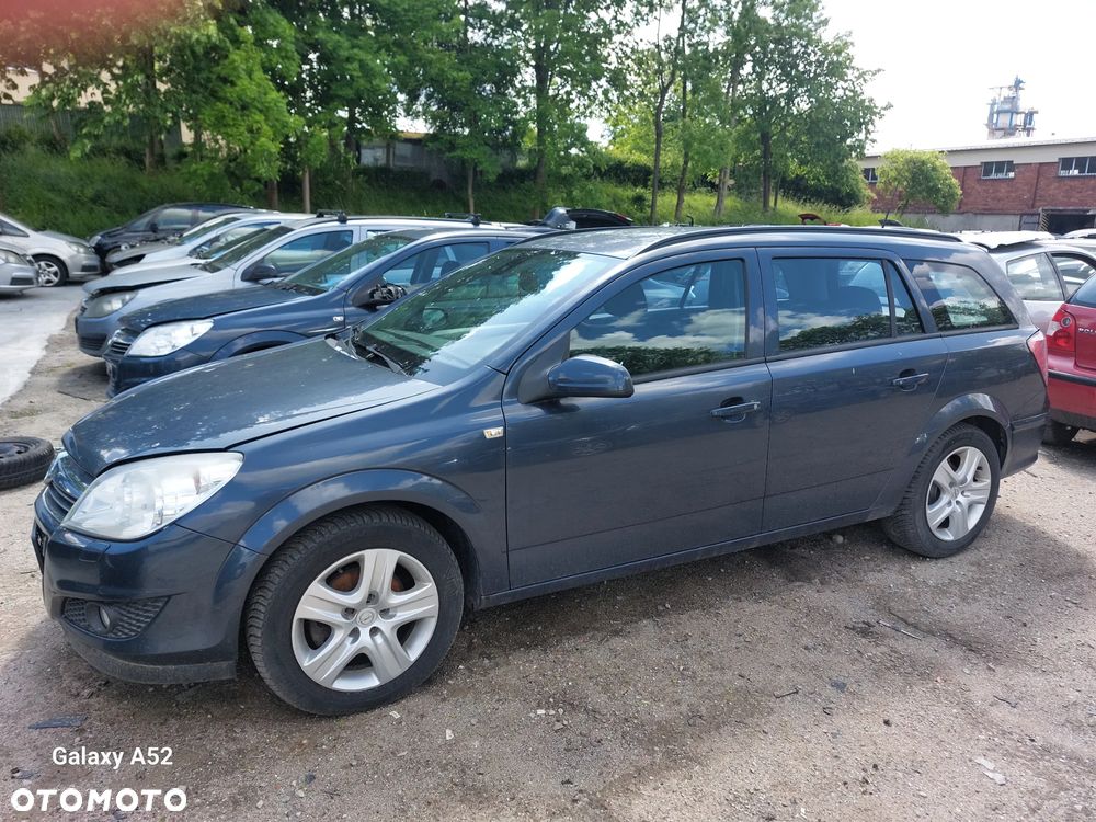Zderzak OPEL ASTRA H KOMBI LIFT 1,7D 09R. maska,drzwi,klapa,lampy.... - 2