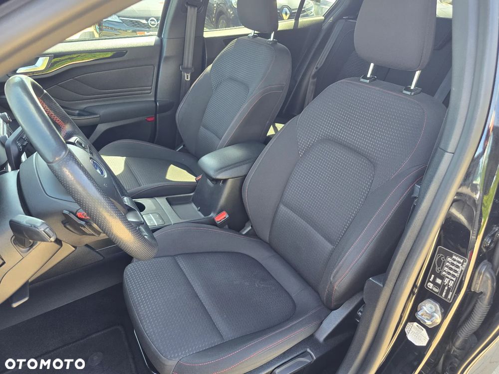 Ford Focus - 13