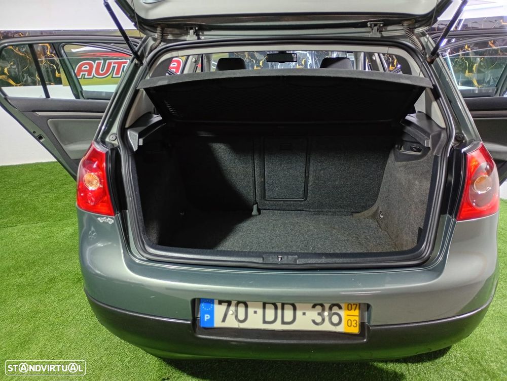VW Golf 1.9 TDi 6V Confortline - 35