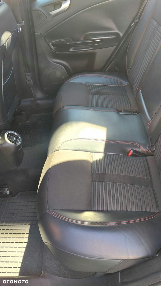 Alfa Romeo Giulietta 2.0 JTDM 16V - 14