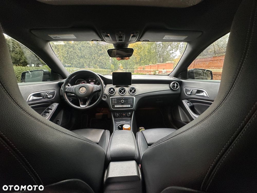 Mercedes-Benz CLA - 9