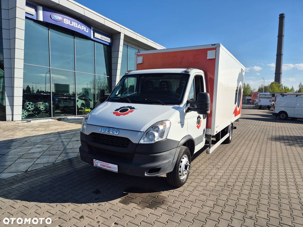 Iveco Daily 65 C 17 / 3.0 SILNIK / KONTENER / WINDA / MOCNY / WEBASTO / MANUAL / NISKI KONTENER / SERWISOWANY / EURO 5 - 2