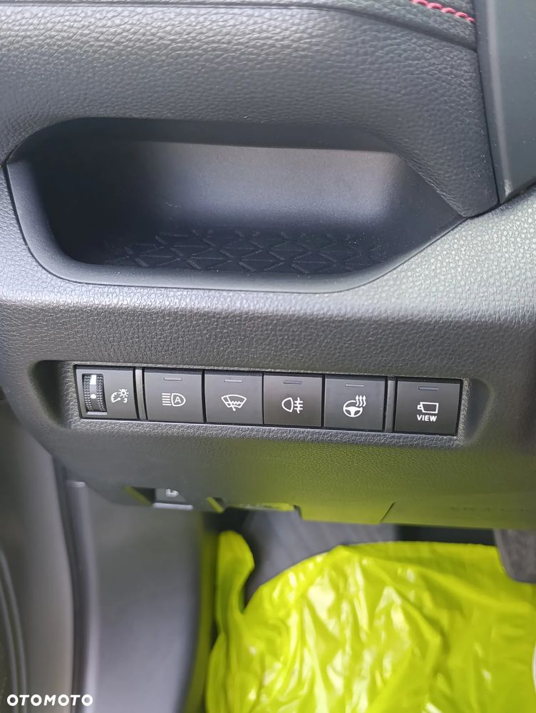 Toyota RAV4 - 15