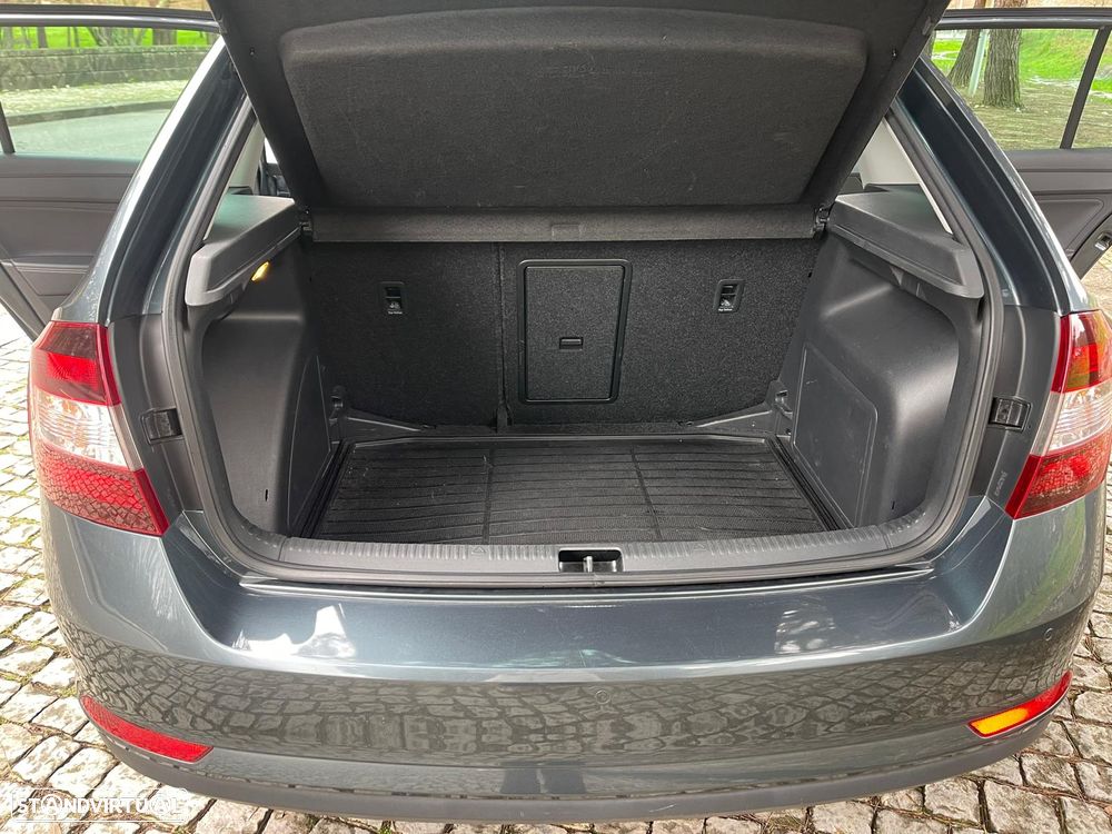 Skoda Rapid Spaceback 1.4 TDi Style - 37