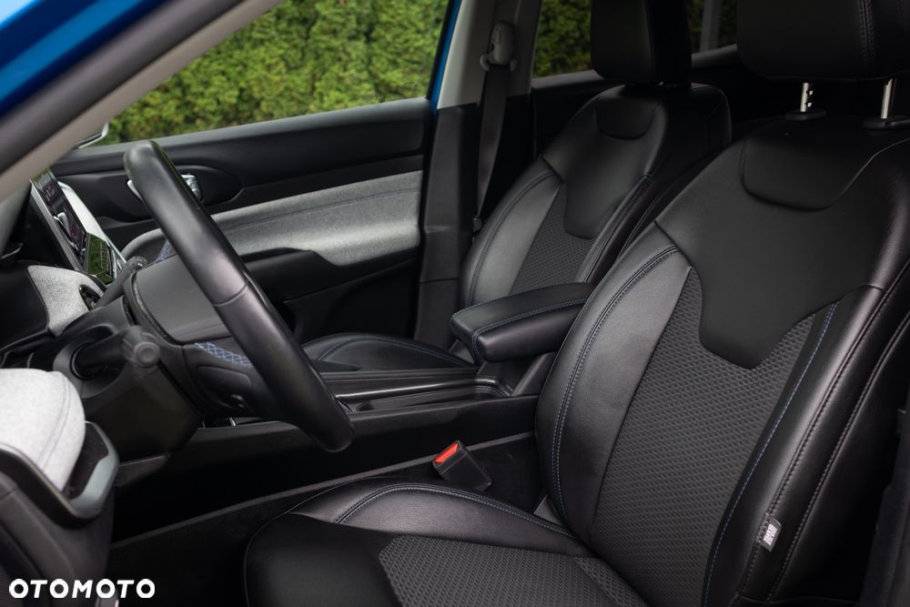 Jeep Compass - 34