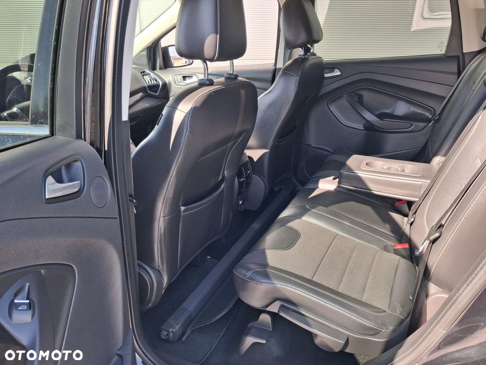Ford Kuga 2.0 TDCi 4x4 Titanium - 21