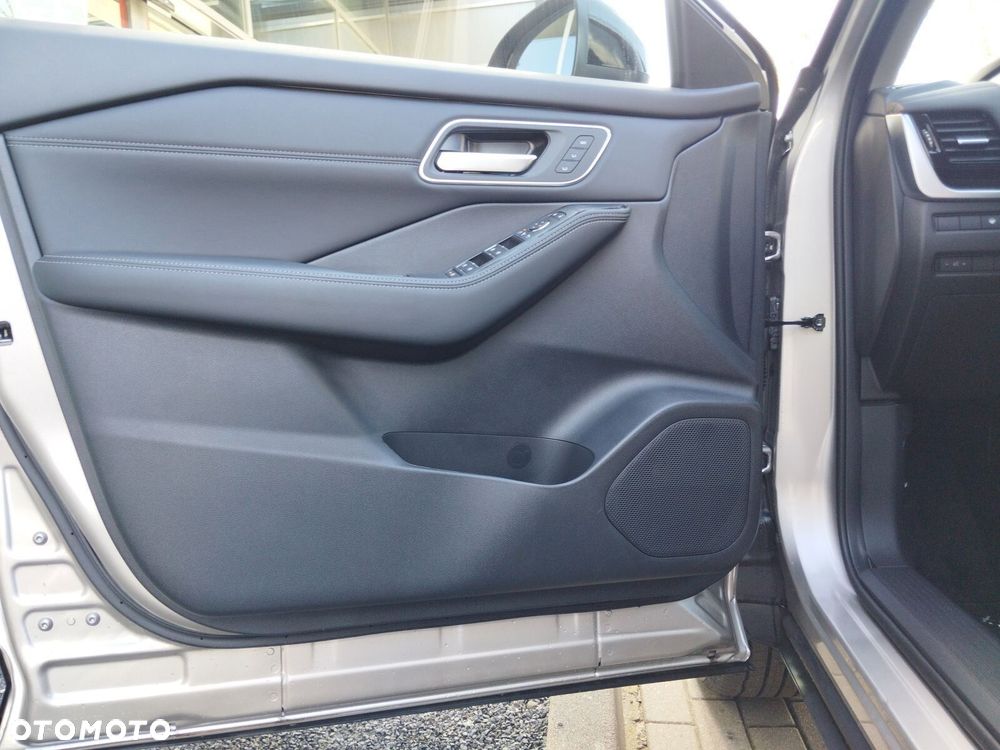 Nissan X-Trail - 10