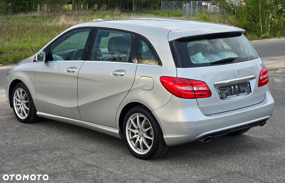 Mercedes-Benz Klasa B 180 BlueEFFICIENCY Edition Style - 7