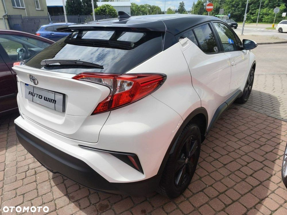 Toyota C-HR - 10