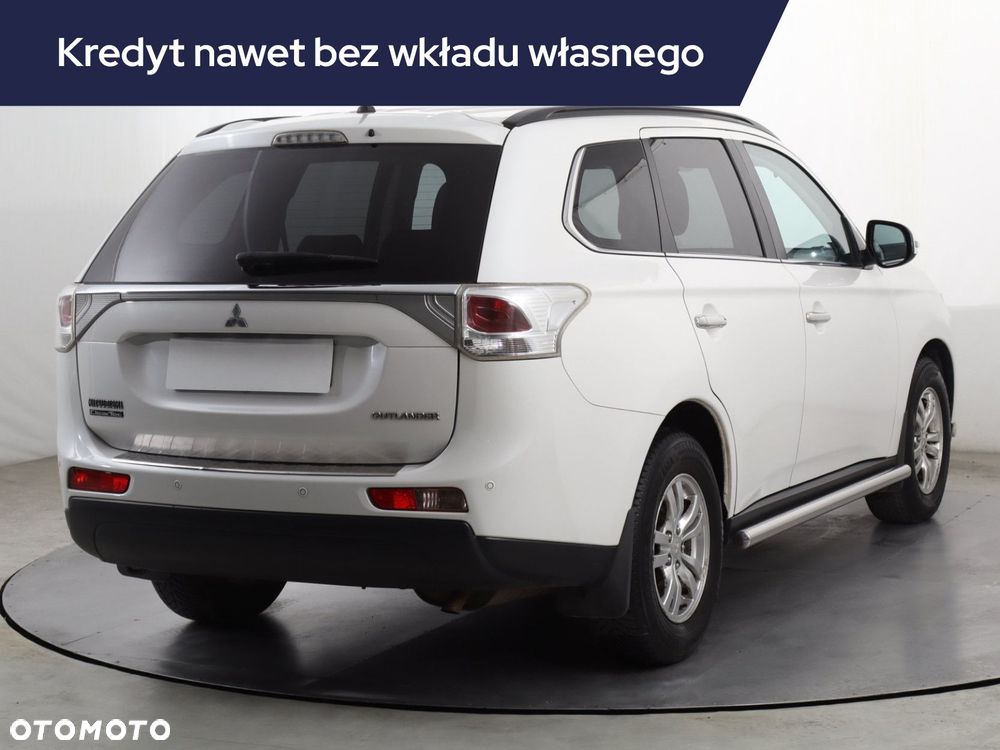 Mitsubishi Outlander - 7