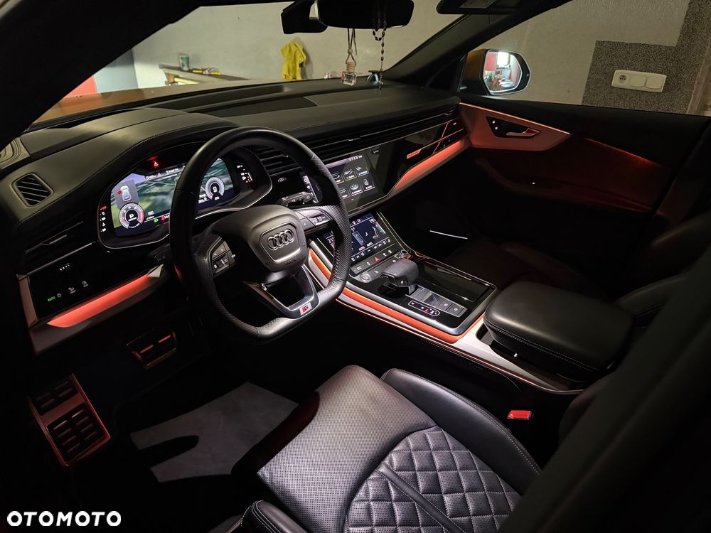 Audi Q8 - 28