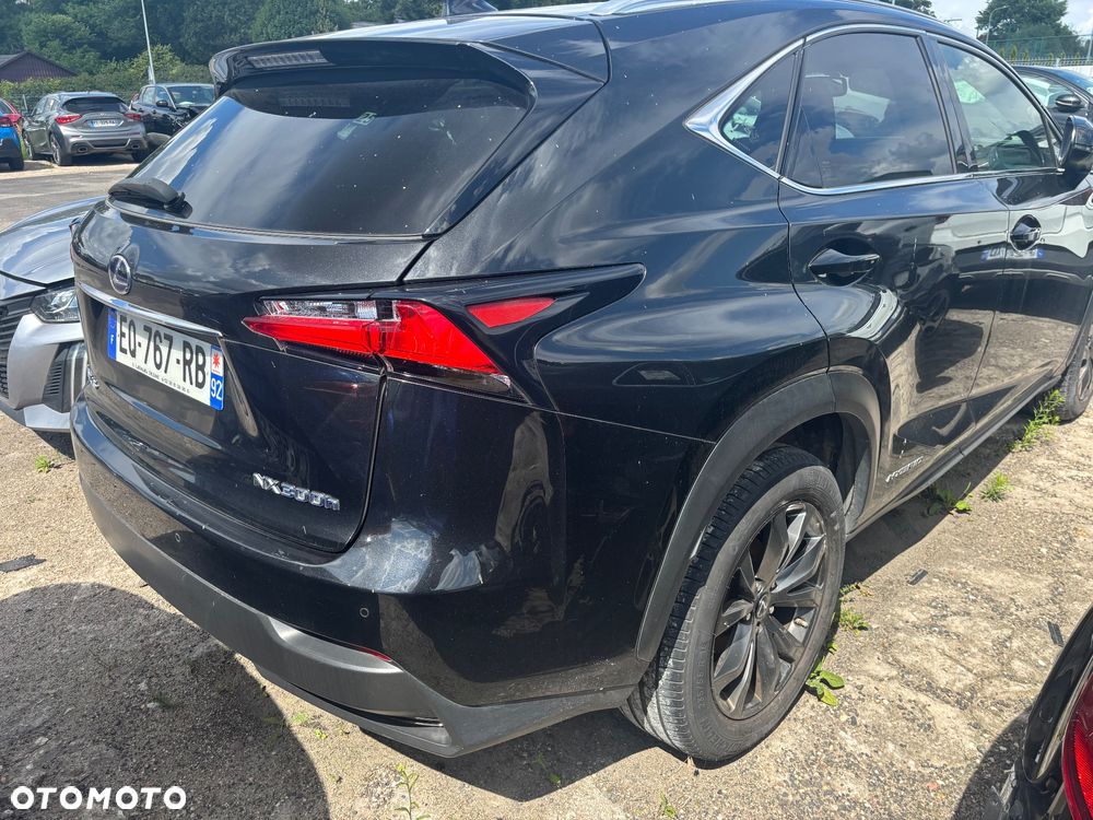 Lexus NX 300h E-FOUR F SPORT - 4