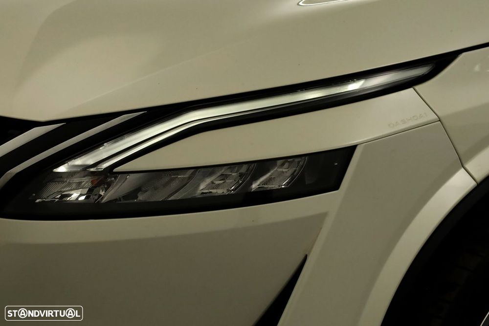 Nissan Qashqai 1.3 DIG-T N-Connecta LED Xtronic - 6