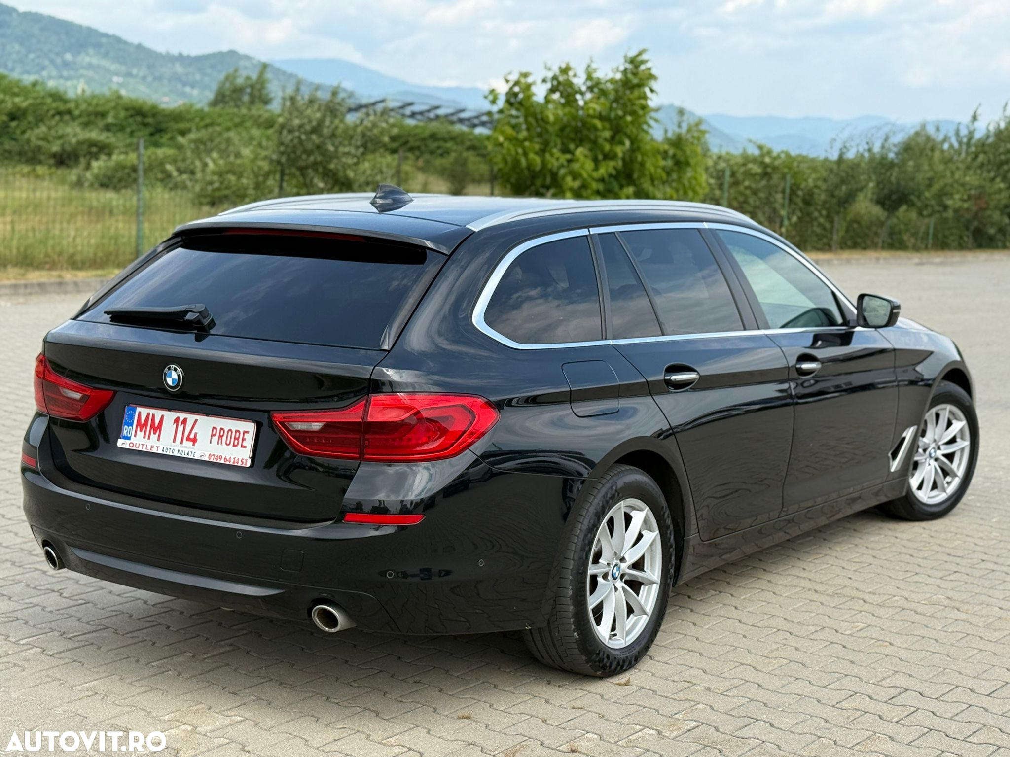 BMW Seria 5 520d Touring Aut. Luxury Line - 21