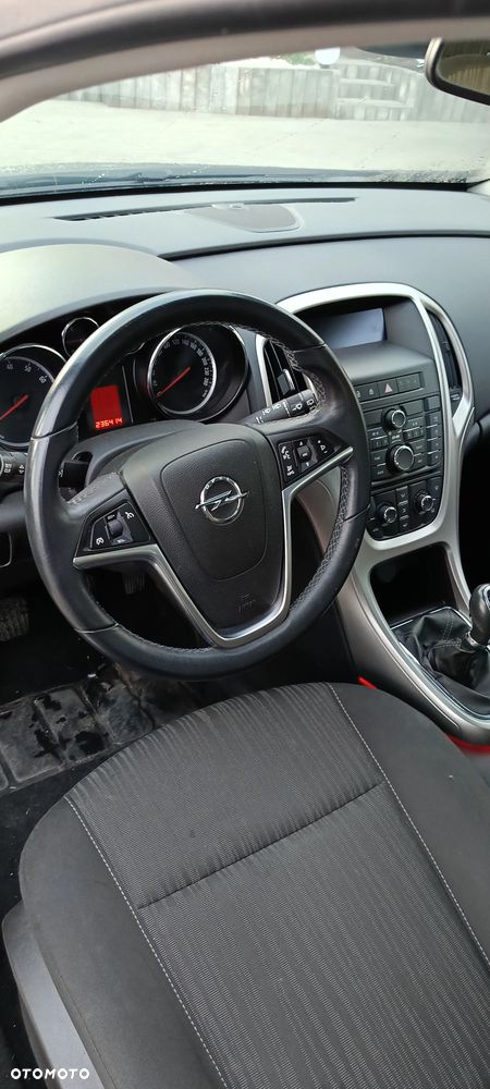 Opel Astra - 4