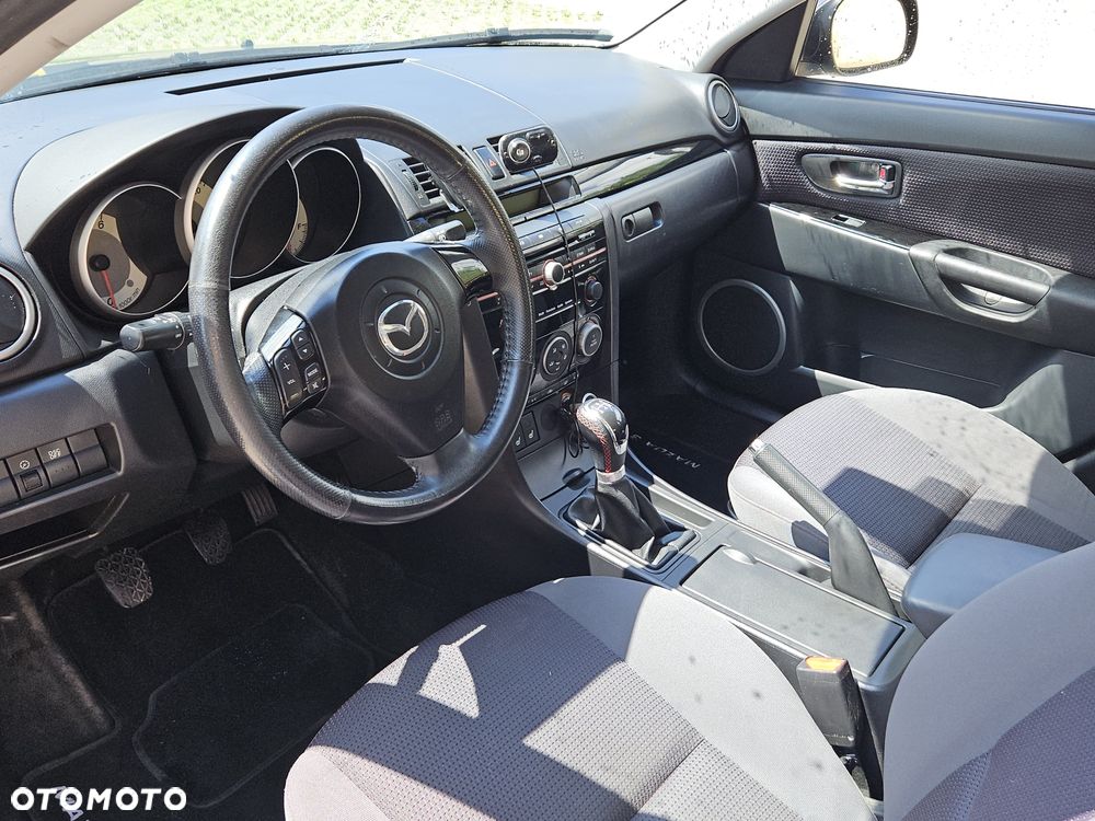 Mazda 3 - 4