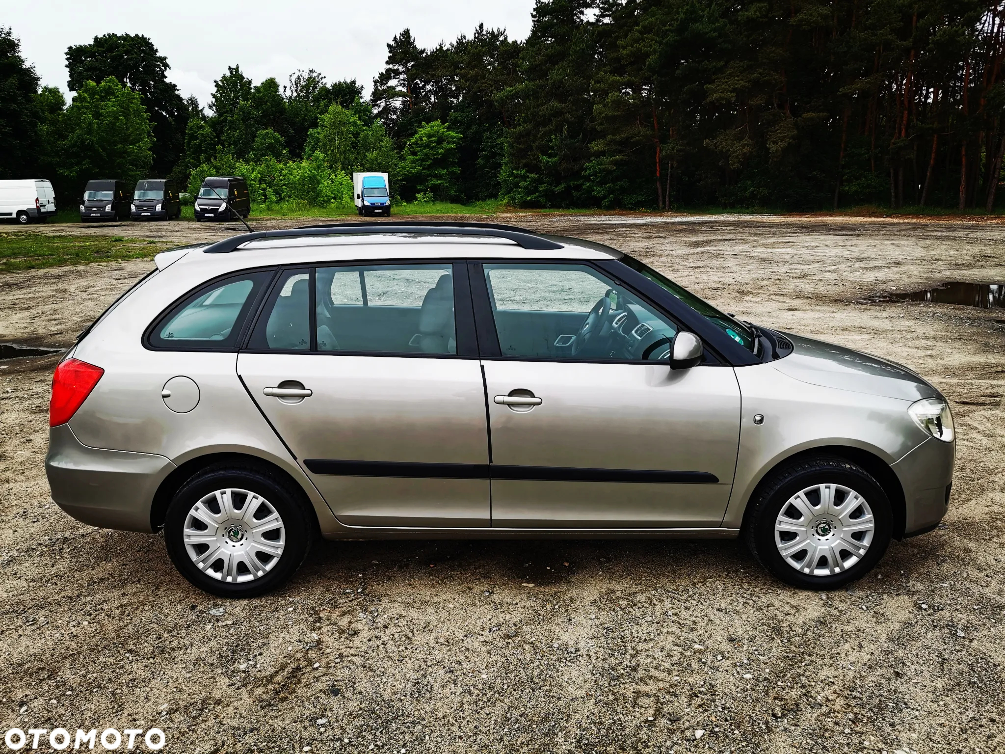 Skoda Fabia 1.6 16V Combi STYLE Edition - 2