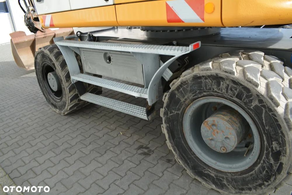 Liebherr A 918 Compact - 26