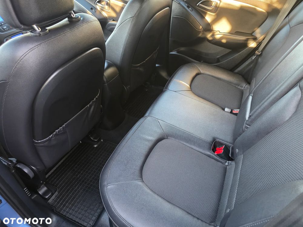 Hyundai ix35 - 25