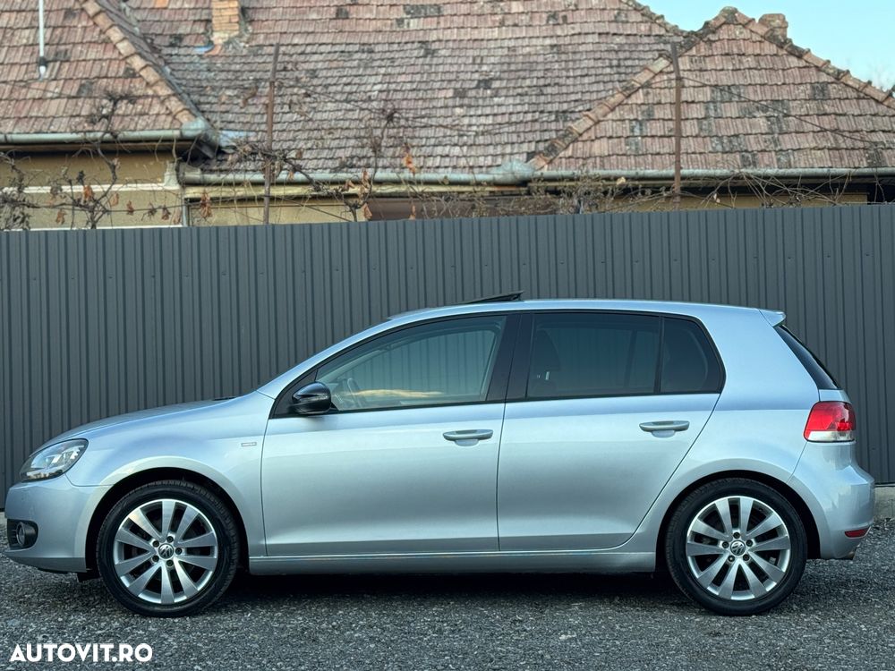 Volkswagen Golf 2.0 TDI DPF DSG MATCH - 4
