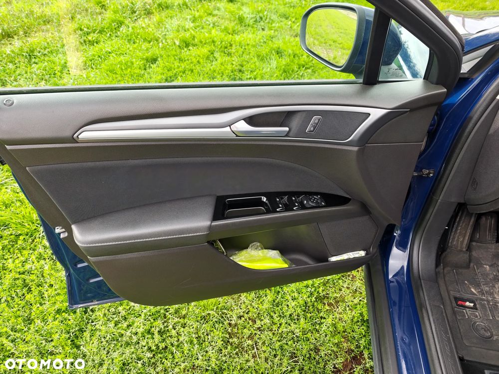 Ford Mondeo 2.0 TDCi Trend - 13