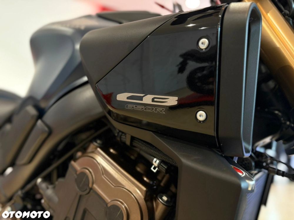 Honda CB - 10