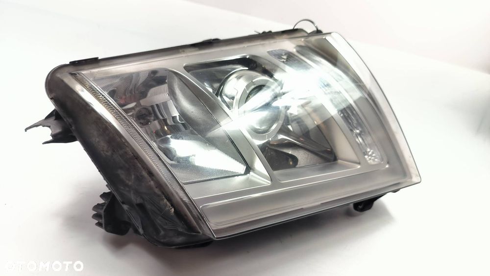 LAMPA LEWA PRZÓD VOLVO FH II FH5 500 22239247 - 13
