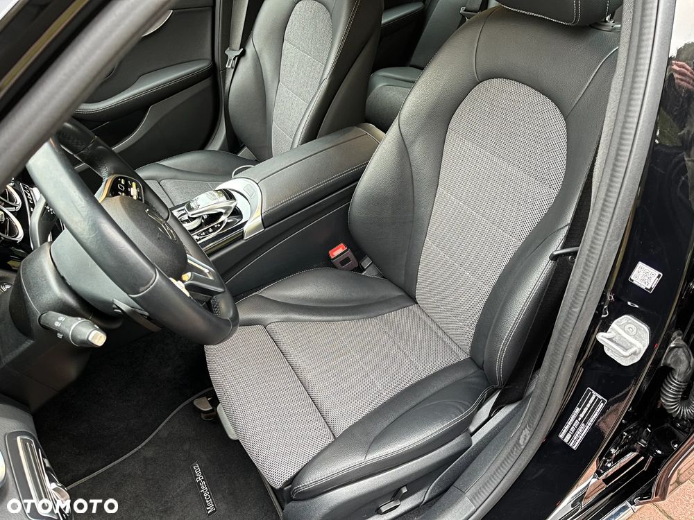 Mercedes-Benz Klasa C 300 de 9G-TRONIC Avantgarde - 33
