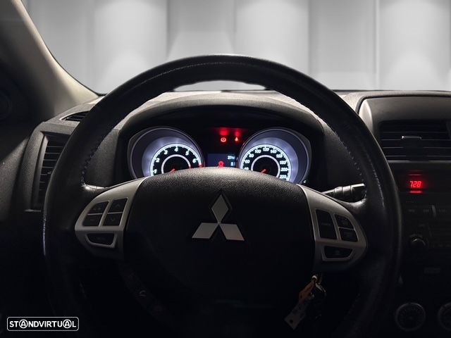 Mitsubishi ASX 1.6 Instyle - 9