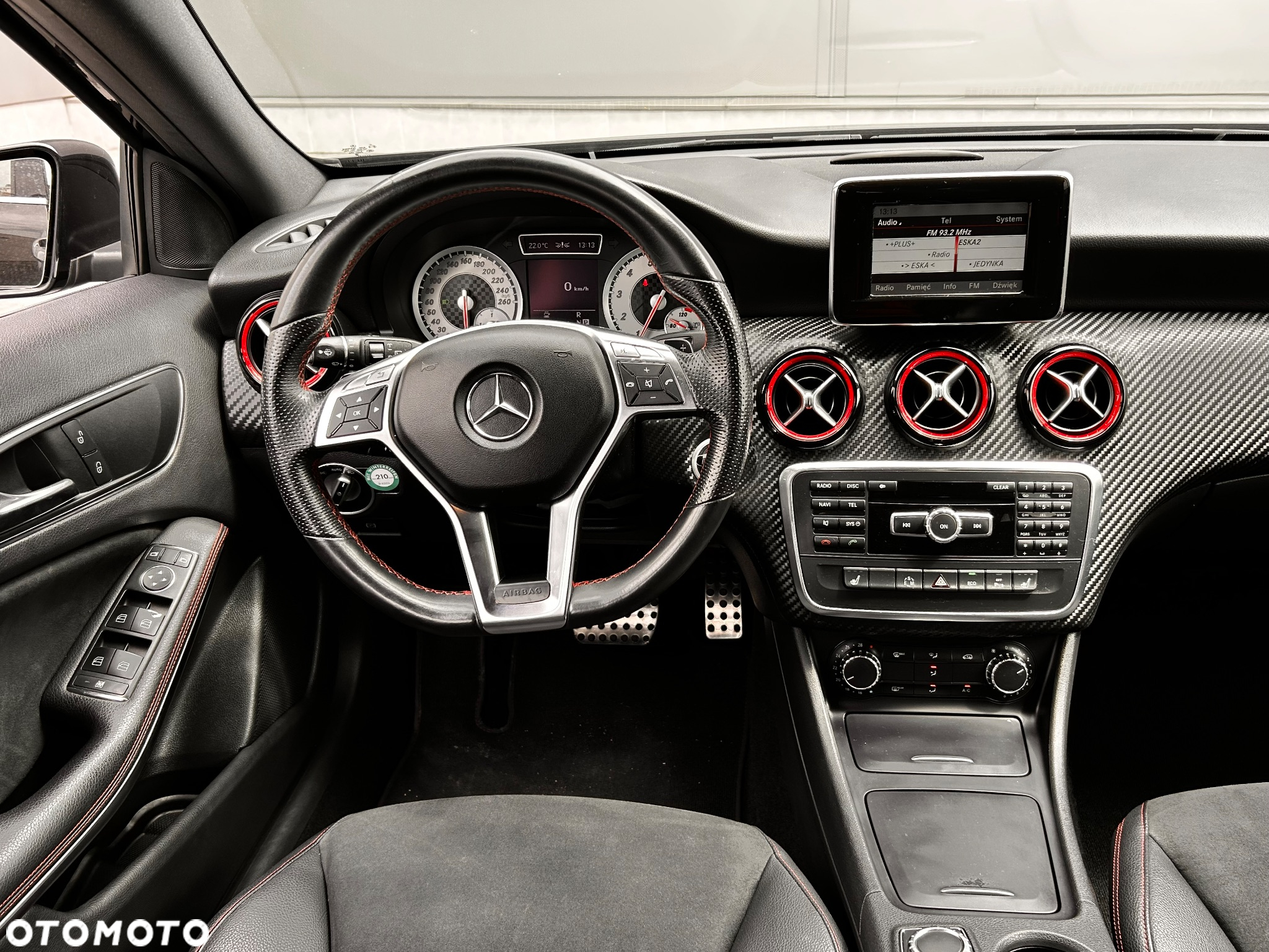 Mercedes-Benz Klasa A 250 (BlueEFFICIENCY) 7G-DCT AMG Sport - 23