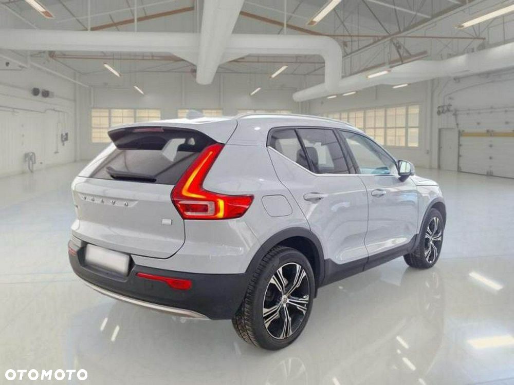 Volvo XC 40 - 8