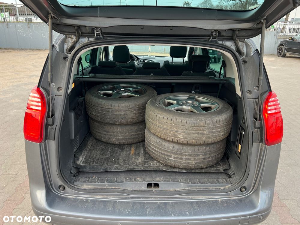 Peugeot 5008 HDI FAP 150 Allure - 9