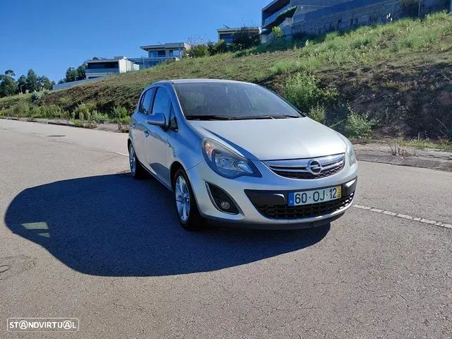 Opel Corsa 1.3 CDTi Cosmo - 2