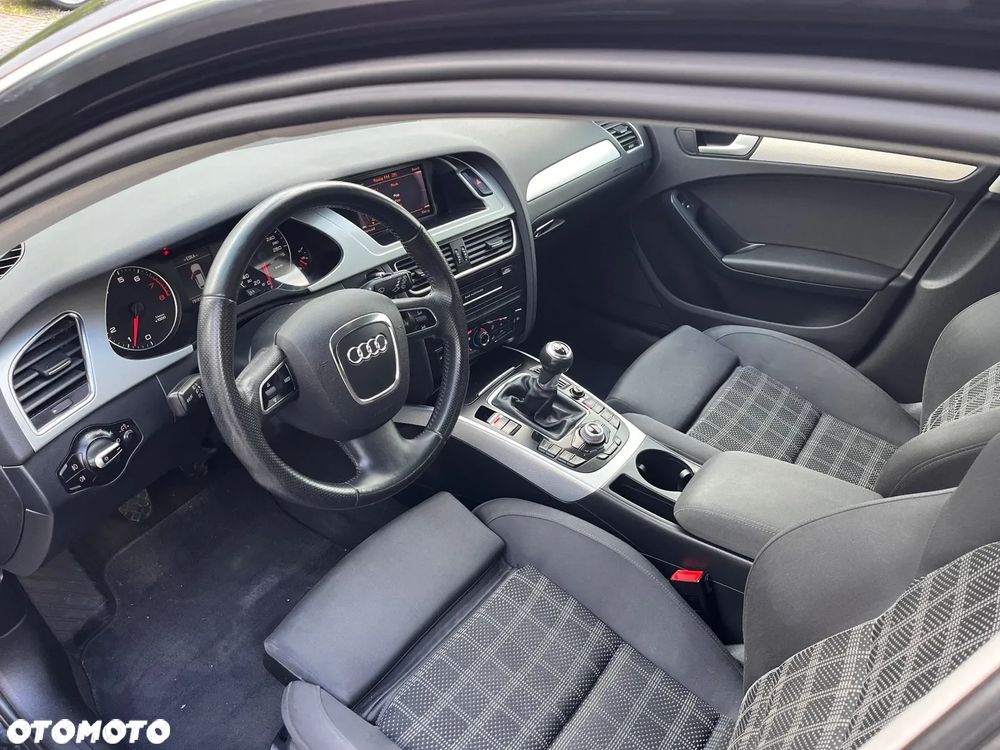 Audi A4 Avant 1.8 TFSI Attraction - 7