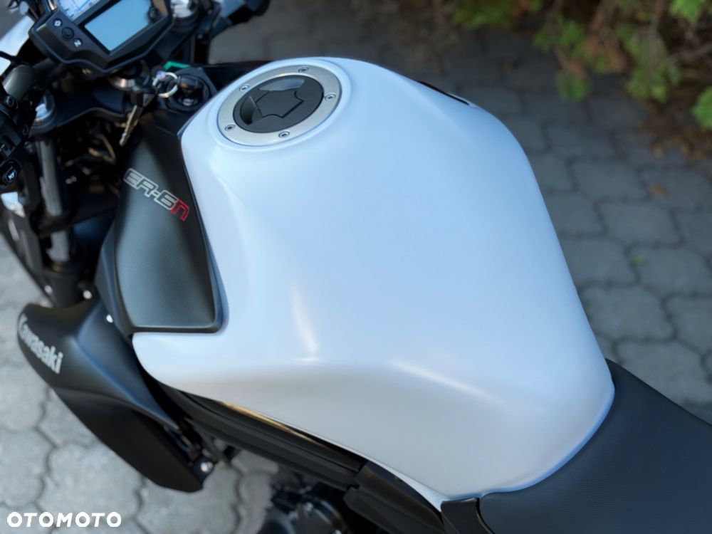 Kawasaki ER - 30