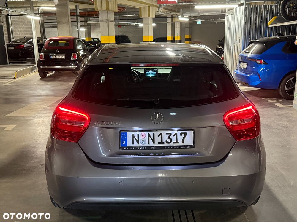 Mercedes-Benz Klasa A 200 d - 4