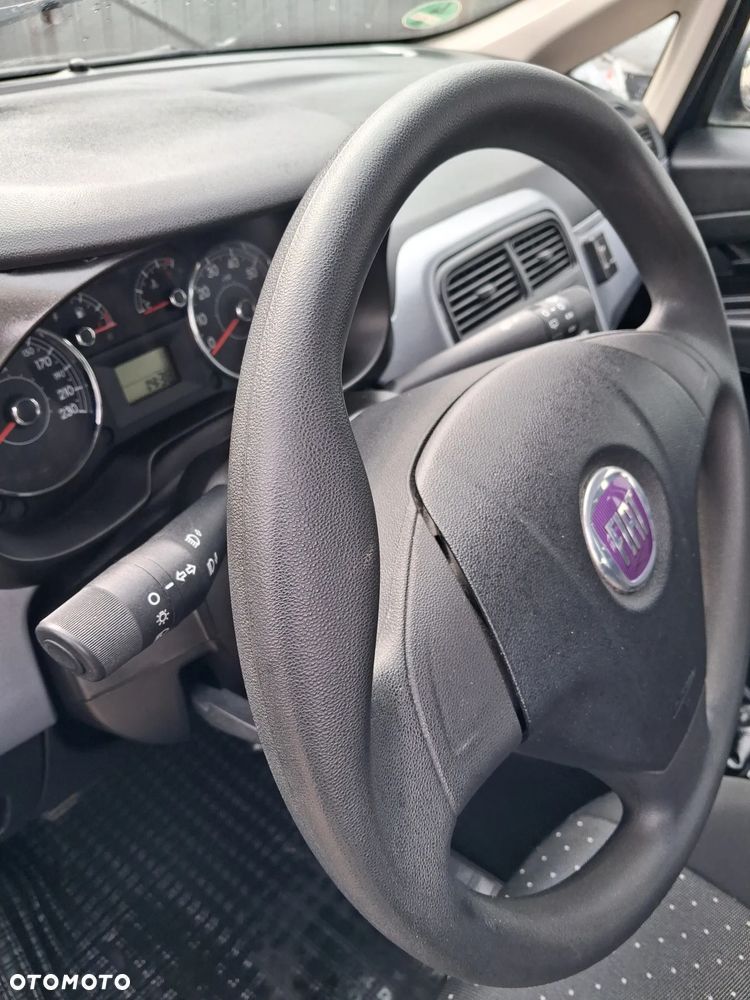 Fiat Punto - 8