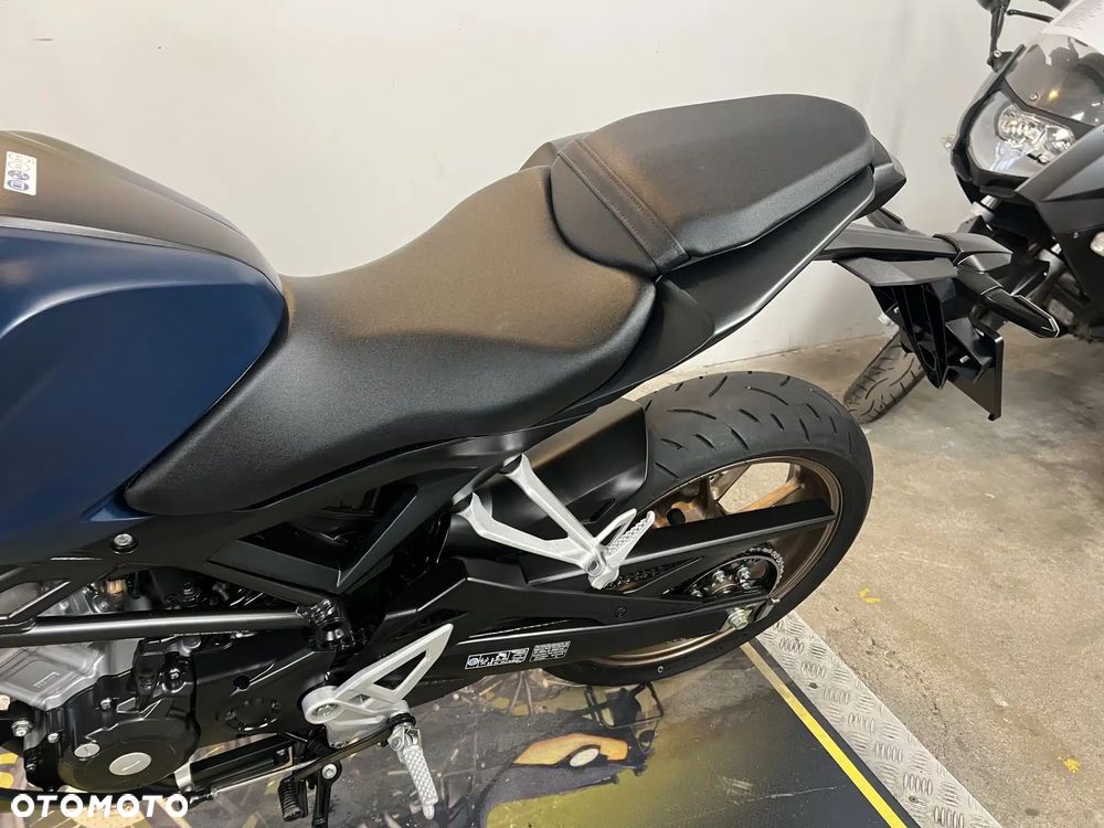 Honda CB - 29