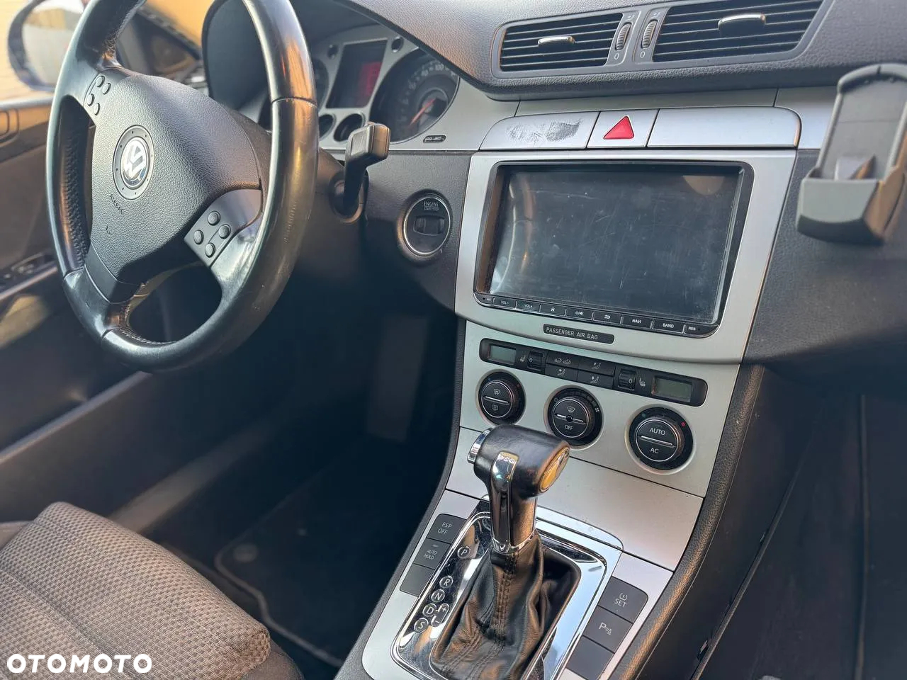 Volkswagen Passat 2.0 TDI DPF Sportline DSG - 11