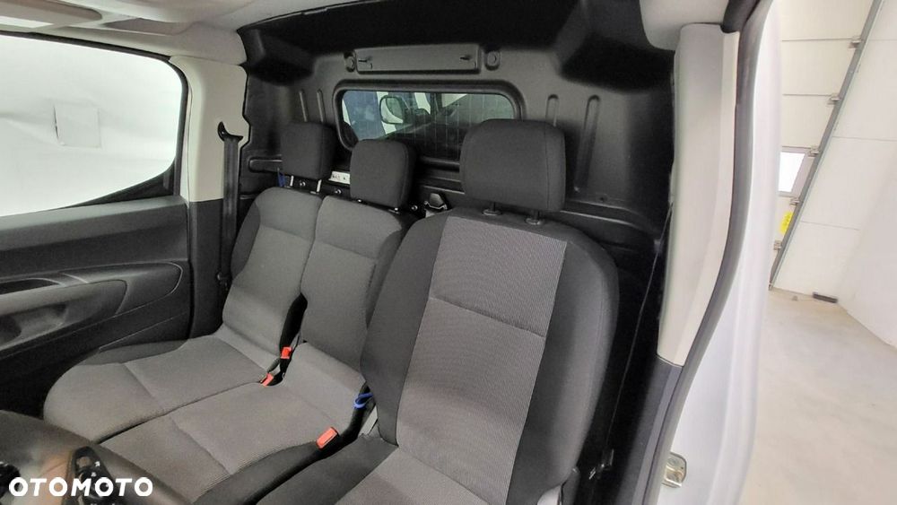 Opel Combo - 17