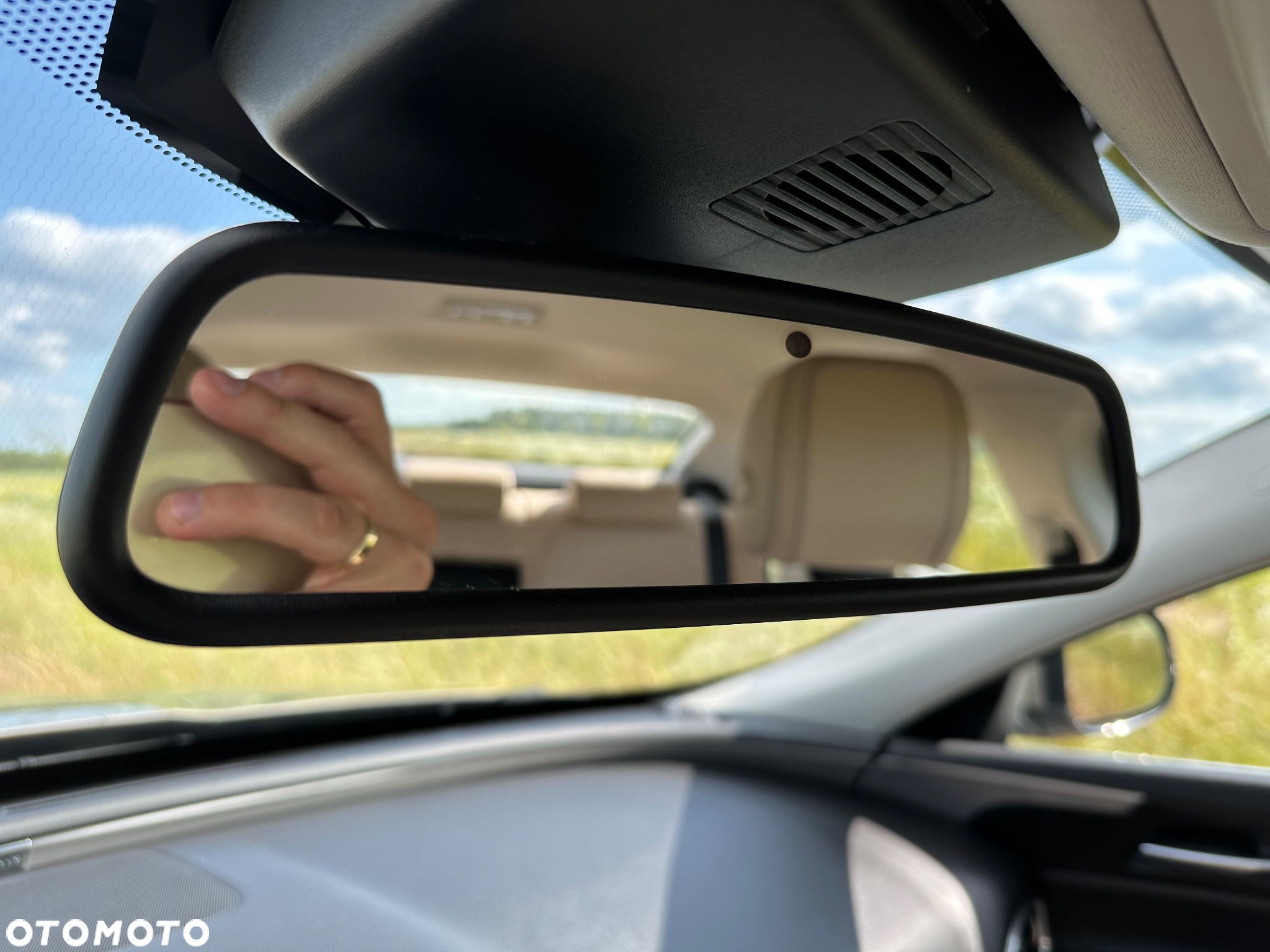 Jaguar XE 2.0 D Prestige - 21