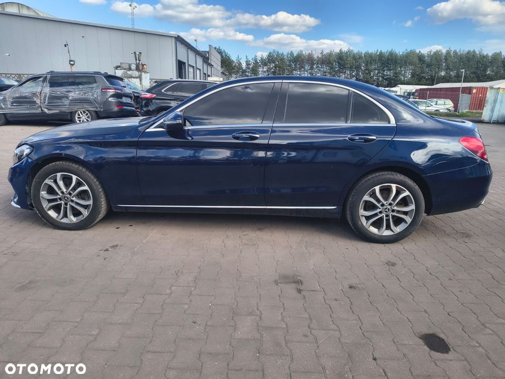 Mercedes-Benz Klasa C 300 4MATIC 9G-TRONIC - 1