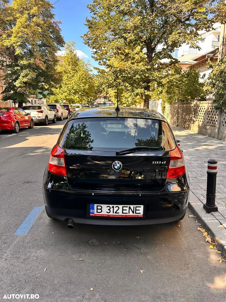 BMW Seria 1 118d - 3