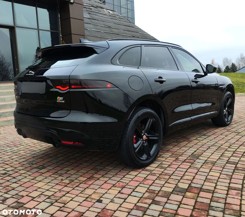 Jaguar F-Pace S AWD - 1