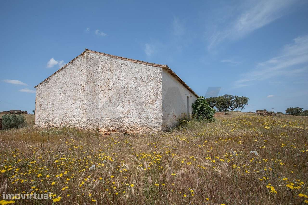 Monte Alentejano em Alcaria Ruiva, Mertola - Grande imagem: 5/31