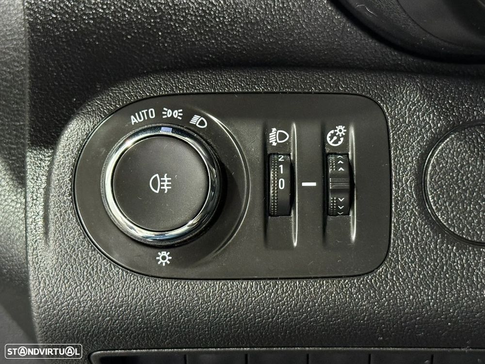 Opel COMBO 1.5 CDTI L1H1 102 CV - IVA DEDUTIVÉL - 3 LUGARES - 23